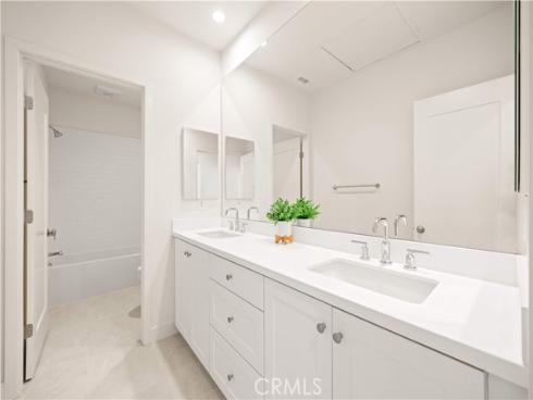 310  Carefree  , Irvine, CA