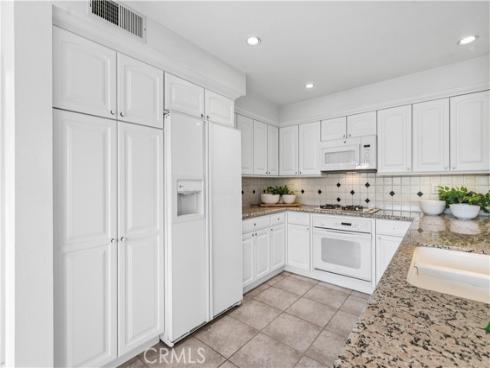 16  Baristo  , Irvine, CA