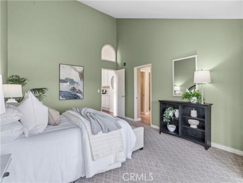 16  Baristo  , Irvine, CA