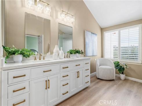 16  Baristo  , Irvine, CA