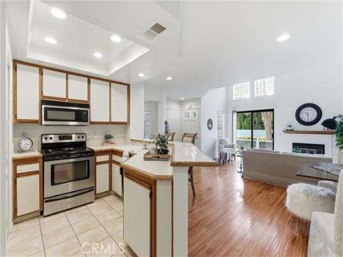 81  Briarglen  , Irvine, CA