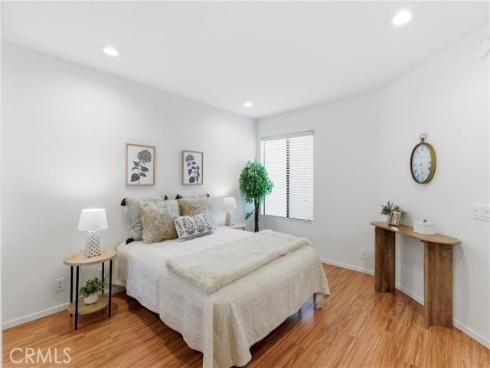 81  Briarglen  , Irvine, CA