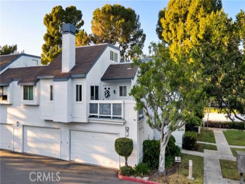 125  Briarglen  , Irvine, CA