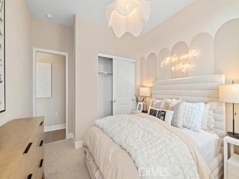 828  Sonia  , Irvine, CA