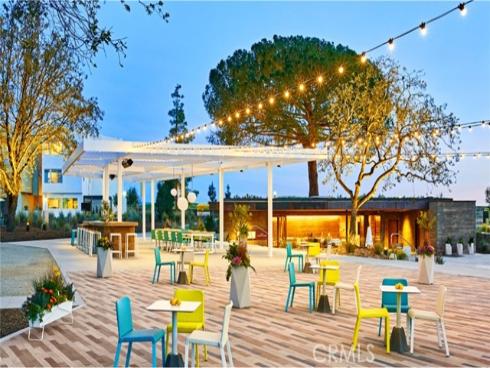 924  Chinon  , Irvine, CA