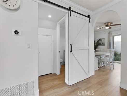 10  Goldenbush  , Irvine, CA