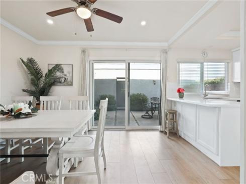 10  Goldenbush  , Irvine, CA