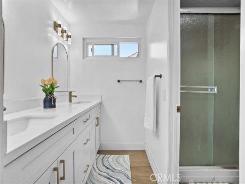 10  Goldenbush  , Irvine, CA