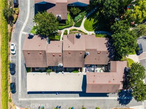 10  Goldenbush  , Irvine, CA