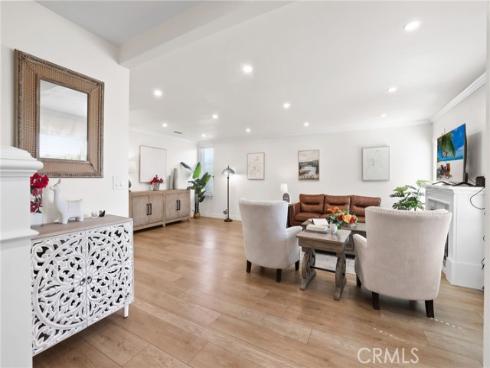 10  Goldenbush  , Irvine, CA