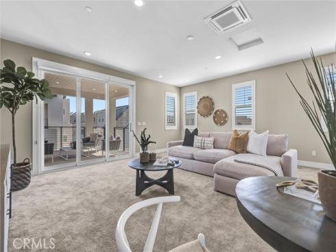 109  Pitch  , Irvine, CA