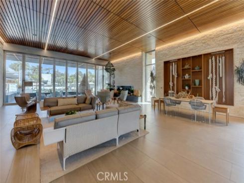 109  Pitch  , Irvine, CA