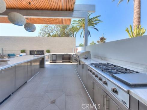 109  Pitch  , Irvine, CA