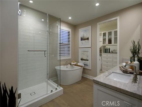 222  Maricopa  , Irvine, CA