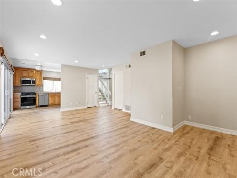 10  Poinsettia  , Irvine, CA