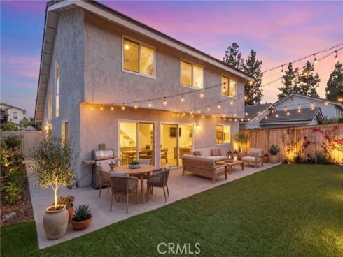 10  Poinsettia  , Irvine, CA