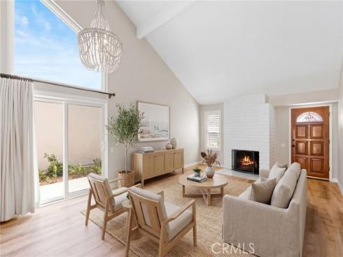 10  Poinsettia  , Irvine, CA