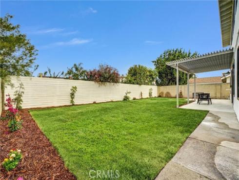 15335  Seine  , Irvine, CA