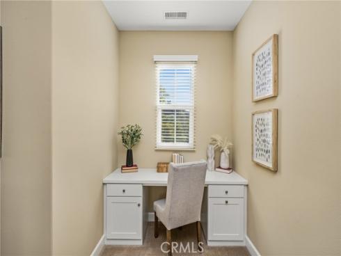 112  Mangrove Banks  , Irvine, CA