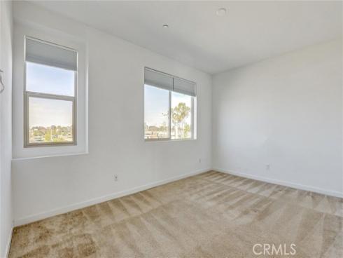 365  Placemark  , Irvine, CA