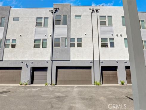 365  Placemark  , Irvine, CA