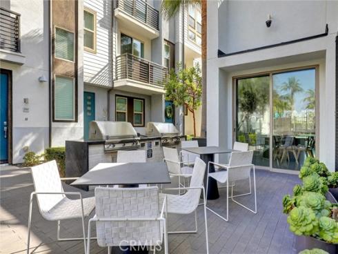 365  Placemark  , Irvine, CA