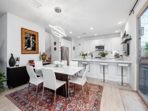 165  Frame  , Irvine, CA