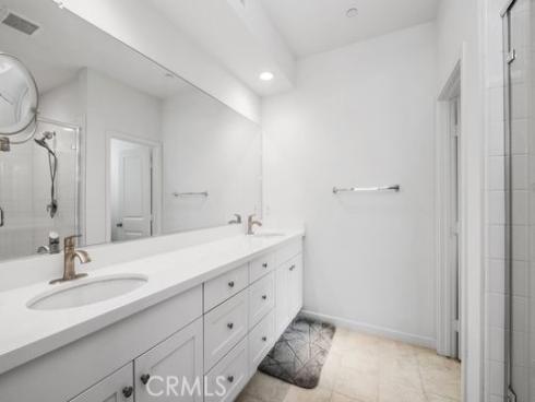 165  Frame  , Irvine, CA