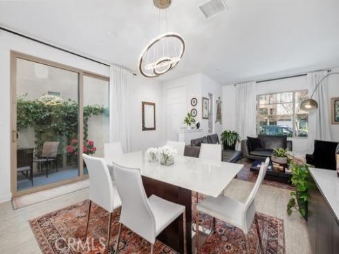 165  Frame  , Irvine, CA