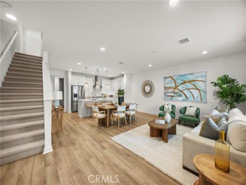 137  Culture  , Irvine, CA