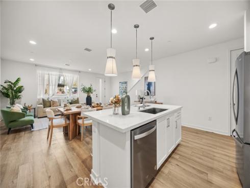 137  Culture  , Irvine, CA