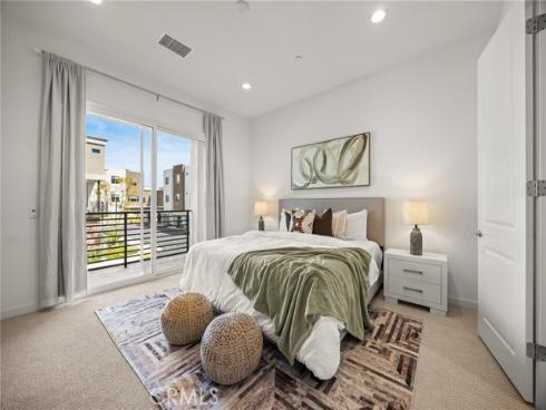 137  Culture  , Irvine, CA