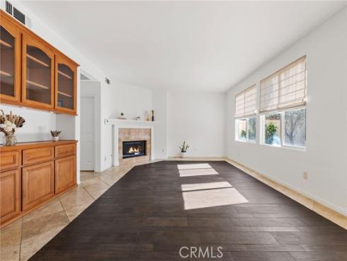 75  Ashford  , Irvine, CA