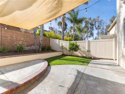 75  Ashford  , Irvine, CA