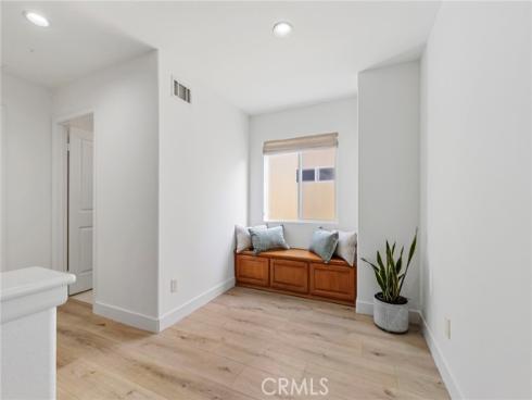 75  Ashford  , Irvine, CA