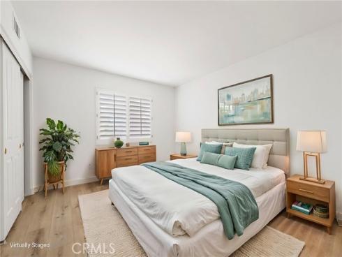 75  Ashford  , Irvine, CA