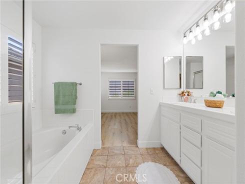 75  Ashford  , Irvine, CA