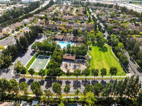 75  Ashford  , Irvine, CA