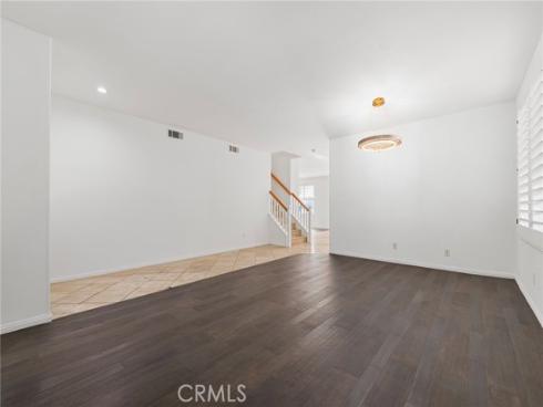 75  Ashford  , Irvine, CA