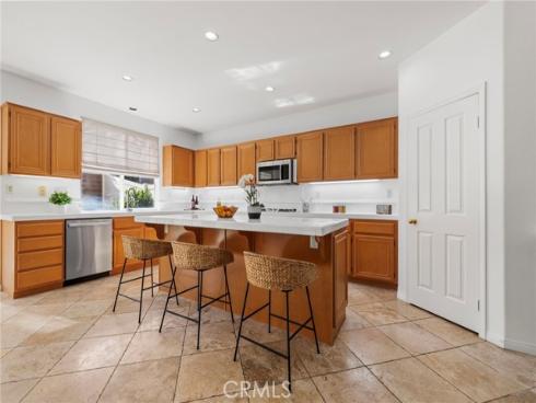 75  Ashford  , Irvine, CA