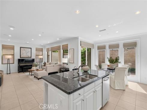 21  Somerton  , Irvine, CA