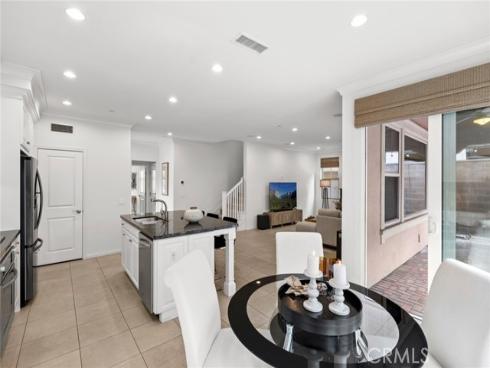 21  Somerton  , Irvine, CA