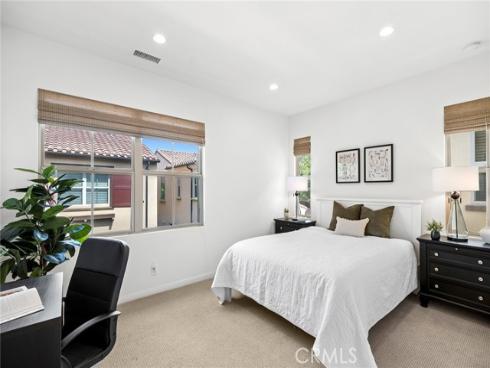 21  Somerton  , Irvine, CA