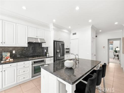 21  Somerton  , Irvine, CA