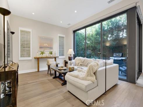 163  Linda   Vista, Irvine, CA