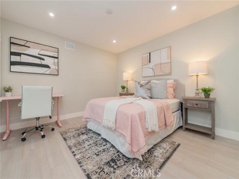 14  Gumwood  , Irvine, CA