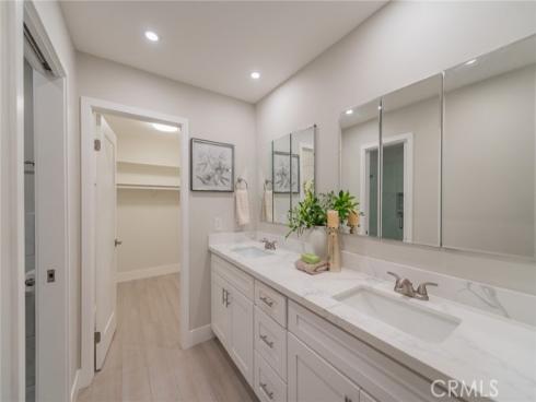 14  Gumwood  , Irvine, CA