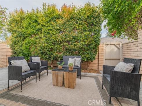 14  Gumwood  , Irvine, CA