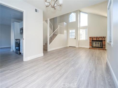 44  Amberleaf  , Irvine, CA