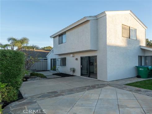 44  Amberleaf  , Irvine, CA